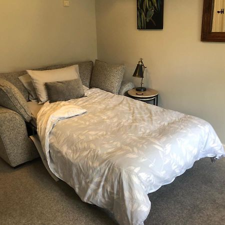 The Annexe At Walnut Tree Cottage Hope under Dinmore Bagian luar foto