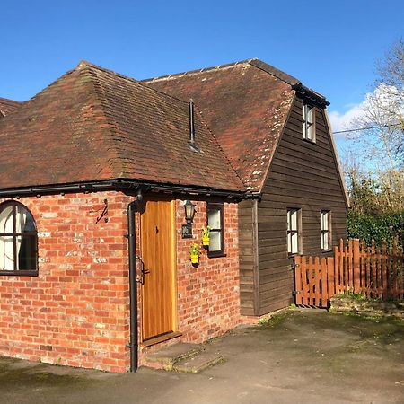 The Annexe At Walnut Tree Cottage Hope under Dinmore Bagian luar foto