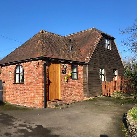 The Annexe At Walnut Tree Cottage Hope under Dinmore Bagian luar foto